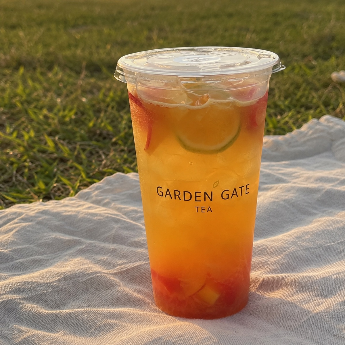 Custom boba cups in the wild 5